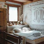 Historia Preshaz Boutique Nagyrede Apartmán